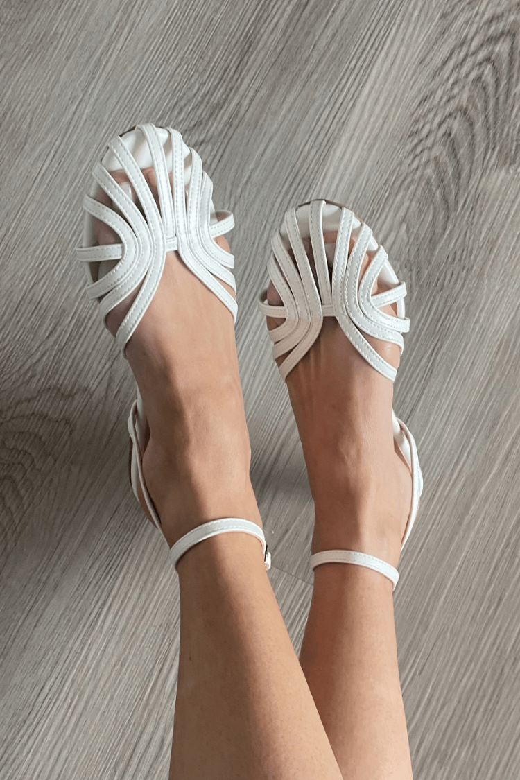 Sandalias con Tira y Punta Redonda