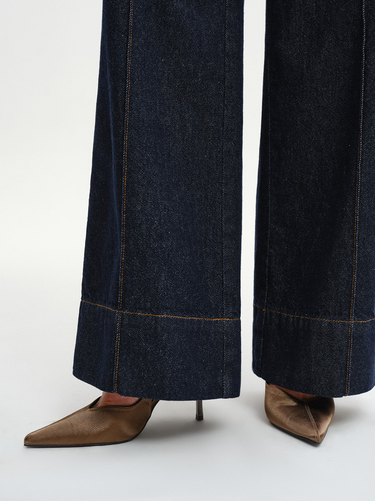 Mía™ | VAQUEROS DE PIERNAS ANCHAS