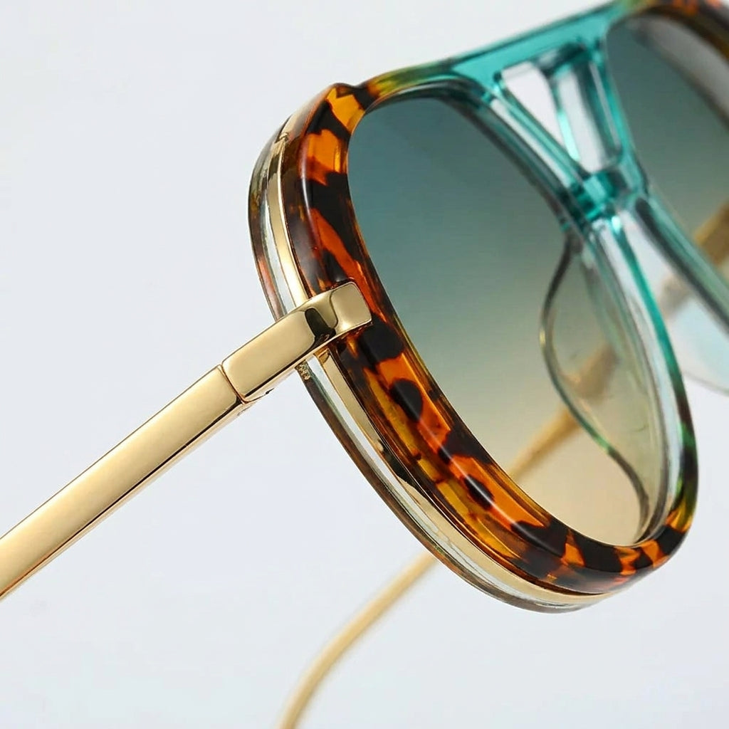 Detalle de bisagra lentes Aviador Panther